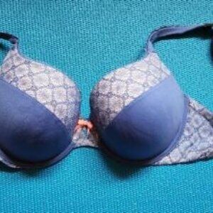 Victoria's Secret Body by Victoria Padded Perfect Coverage Bra 36DD Blue/Lace